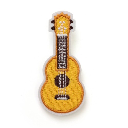 pol_pl_Przypinka-ukulele-Kera-Audio-AS-007-Zolta-1667_7.jpg