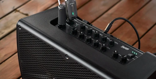 Aktywny głośnik FRFR NUX Busking 200FR – akumulator, 276 W, Bluetooth, USB