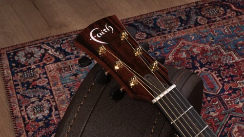 Faith Natural Venus Cutaway Electro FV - gitara elektroakustyczna