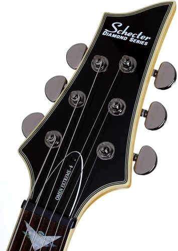 Schecter Omen Extreme-6 – potężne brzmienie i efektowny top z klonu
