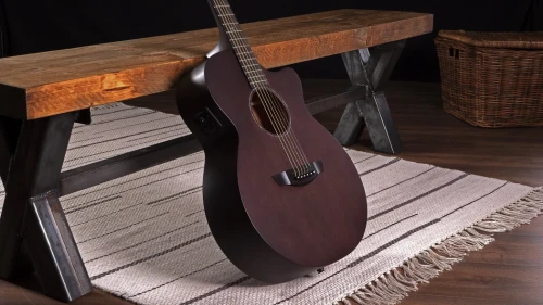 Faith Naked Venus Cutaway Electro Mahogany FKVMG - gitara elektroakustyczna