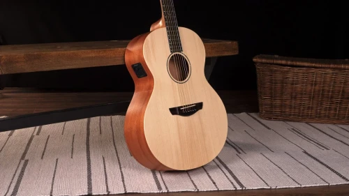 Faith Naked Neptune Electro FKNE - gitara elektroakustyczna