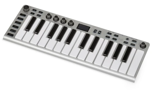 ESI xSynth - syntezator cyfrowy
