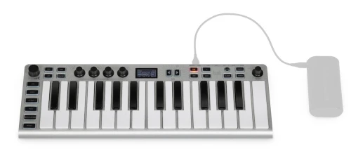 ESI xSynth - syntezator cyfrowy