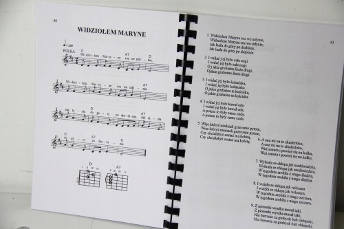 Używaj póki czas śpiewnik piosenki frywolne ludowe