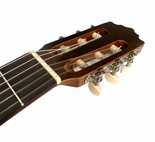 Paco Castillo 201 gitara klasyczna Hiszpania cedr